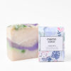 Savon artisanal au lilas fabriqué Mambo Coco
